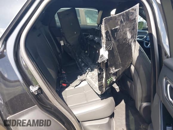 ✅ 2025 Land Rover Range Rover Velar Dynamic SE • VIN: SALYL2EX4SA398296 • Lot: 42346810. Listed on IAAI with 29,485 mi. Free auction sales archive from the USA and detailed vehicle history report at DreamBid. Image 8.