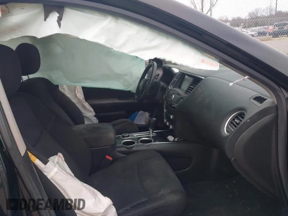 ✅ 2014 Nissan Pathfinder SV • VIN: 5N1AR2MM3EC687267 • Lot: 41792344. Listed on IAAI with 119,732 mi. Free auction sales archive from the USA and detailed vehicle history report at DreamBid. Image 5.