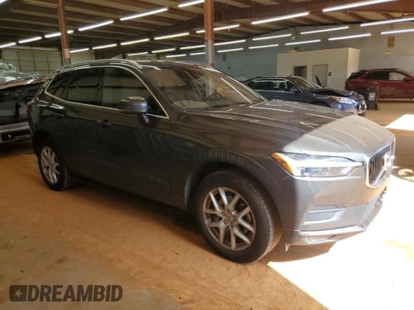✅ 2021 Volvo XC60 Momentum • VIN: YV4102RK7M1876050 • Lot: 70064555. Listed on Copart with 107,869 mi. Free auction sales archive from the USA and detailed vehicle history report at DreamBid. Image 4.