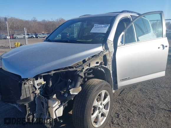 ✅ 2010 Toyota RAV4 Limited • VIN: 2T3DF4DV9AW048896 • Lot: 41691140. Listed on IAAI with 132,811 mi. Free auction sales archive from the USA and detailed vehicle history report at DreamBid. Image 22.