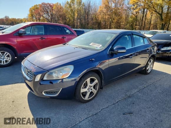 ✅ 2012 Volvo S60 T5 • VIN: YV1622FS7C2129509 • Lot: 90891155. Wystawiony na Copart z przebiegiem 159 089 mil. Bezpłatny archiwum sprzedaży aukcyjnych z USA i szczegółowy raport historii pojazdu na DreamBid. Zdjęcie 1.