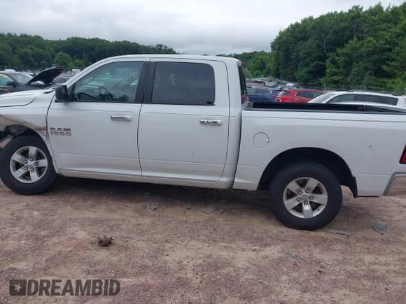 ✅ 2018 Ram 1500 Big Horn • VIN: 1C6RR7LT1JS161515 • Lot: 42753198. Listed on IAAI with 127,275 mi. Free auction sales archive from the USA and detailed vehicle history report at DreamBid. Image 14.
