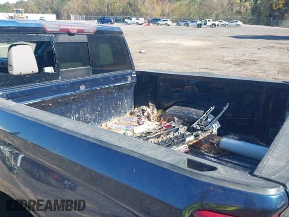 ✅ 2020 Chevrolet Silverado 1500 LTZ • VIN: 1GCUYGED6LZ112235 • Лот: 43597878. Опубликован ранее на IAAI с пробегом 95 640 миль. Бесплатный доступ к архиву аукционных продаж из США и подробный отчёт об истории автомобиля на DreamBid. Изображение 16.