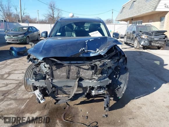 ✅ 2021 Volvo XC90 Momentum • VIN: YV4A221K4M1710669 • Lot: 41417490. Listed on IAAI with 52,236 mi. Free auction sales archive from the USA and detailed vehicle history report at DreamBid. Image 13.