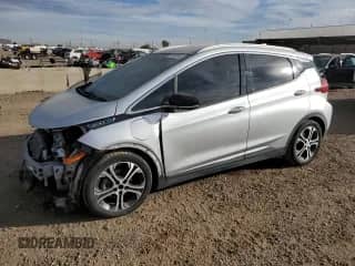 2017 Chevrolet Bolt EV Premier с VIN 1G1FX6S05H4188940, выставлен на аукционе Copart как лот 89669605 с пробегом 155 809 миль миль и Списание • Salvage title. История ставок и продаж доступна на DreamBid. Изображение 1.