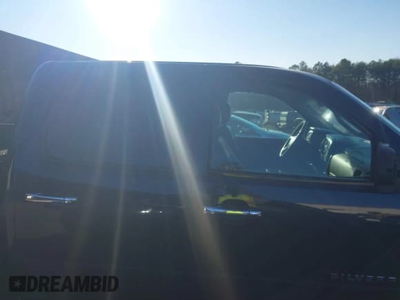 ✅ 2007 Chevrolet Silverado 1500 1LT • VIN: 3GCEC13J27G501078 • Lot: 41660302. Wystawiony na IAAI z przebiegiem 203 791 mil. Bezpłatny archiwum sprzedaży aukcyjnych z USA i szczegółowy raport historii pojazdu na DreamBid. Zdjęcie 13.