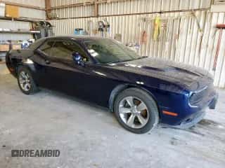 2016 Dodge Challenger SXT Plus z VIN 2C3CDZAG9GH131391, wystawiony jako Copart lot #71879945 z przebiegiem 89 216 mil mil oraz Szkoda całkowita • Salvage title. Historia ofert i sprzedaży dostępna na DreamBid. Obrazek 4.