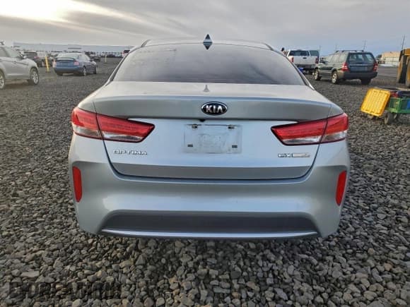 ✅ 2017 Kia Optima EX • VIN: KNAGU4LE2H5013362 • Лот: 96206855. Опубликован ранее на Copart с пробегом Не указан. Бесплатный доступ к архиву аукционных продаж из США и подробный отчёт об истории автомобиля на DreamBid. Изображение 6.