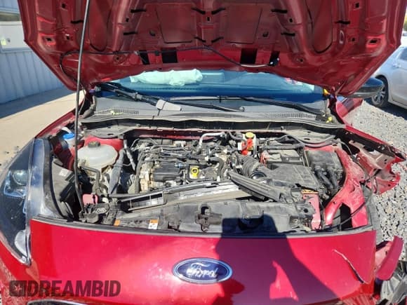 ✅ 2022 Ford Escape SE • VIN: 1FMCU9G63NUB63785 • Lot: 89668315. Listed on Copart with 38,662 mi. Free auction sales archive from the USA and detailed vehicle history report at DreamBid. Image 12.