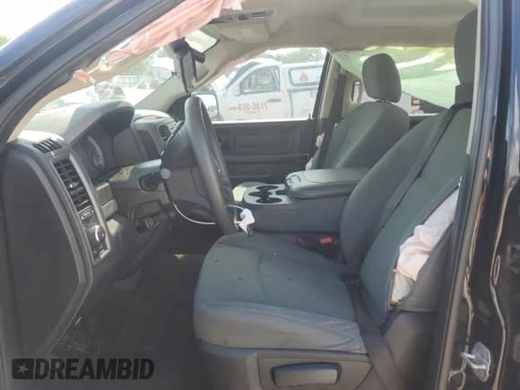 2013 Ram 1500 Express z VIN 1C6RR6KT0DS717054, wystawiony jako Copart lot #65402715 z przebiegiem 181 491 mil mil oraz Szkoda całkowita • Salvage title. Historia ofert i sprzedaży dostępna na DreamBid. Obrazek 7.