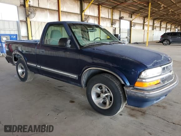 ✅ 2001 Chevrolet S-10 • VIN: 1GCCS14W118247980 • Lot: 80011695. Listed on Copart with 147,757 mi. Free auction sales archive from the USA and detailed vehicle history report at DreamBid. Image 4.
