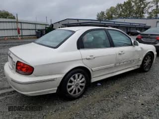 ✅ 2002 Hyundai Sonata GLS • VIN: KMHWF35HX2A561744 • Lot: 68923905. Listed on Copart with 139,568 mi. Free auction sales archive from the USA and detailed vehicle history report at DreamBid. Image 3.
