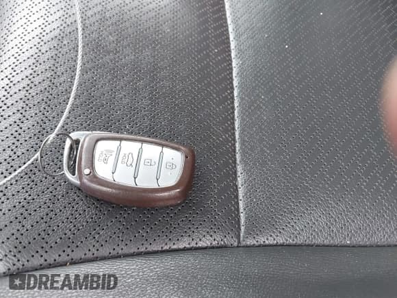 ✅ 2017 Hyundai Elantra SE • VIN: KMHD84LF2HU074344 • Lot: 43466259. Wystawiony na IAAI z przebiegiem 191 346 mil. Bezpłatny archiwum sprzedaży aukcyjnych z USA i szczegółowy raport historii pojazdu na DreamBid. Zdjęcie 11.