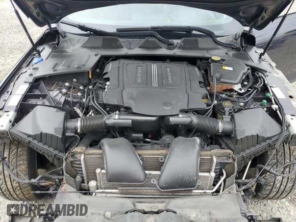 ✅ 2016 Jaguar XJ Portfolio • VIN: SAJWJ2GDXG8V93228 • Lot: 62832115. Listed on Copart with 45,536 mi. Free auction sales archive from the USA and detailed vehicle history report at DreamBid. Image 11.