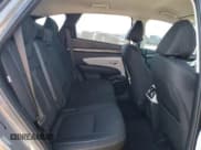 ✅ 2024 Hyundai Tucson SEL • VIN: 5NMJBCDE6RH318353 • Lot: 73232624. Wystawiony na Copart z przebiegiem 10 195 mil. Bezpłatny archiwum sprzedaży aukcyjnych z USA i szczegółowy raport historii pojazdu na DreamBid. Zdjęcie 10.