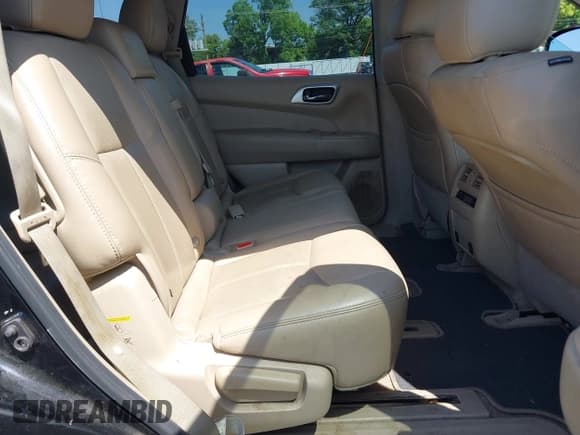 ✅ 2014 Nissan Pathfinder SV • VIN: 5N1AR2MN2EC704326 • Lot: 42576283. Listed on IAAI with 168,074 mi. Free auction sales archive from the USA and detailed vehicle history report at DreamBid. Image 8.