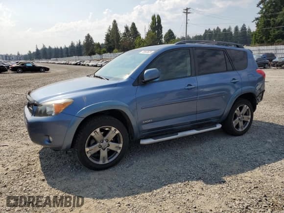 ✅ 2008 Toyota RAV4 Sport • VIN: JTMZK32V186012386 • Lot: 70562825. Listed on Copart with 79,660 mi. Free auction sales archive from the USA and detailed vehicle history report at DreamBid. Image 1.