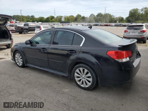 ✅ 2012 Subaru Legacy Limited • VIN: 4S3BMEK66C2015980 • Лот: 71928495. Опубликован ранее на Copart с пробегом 253 759 миль. Бесплатный доступ к архиву аукционных продаж из США и подробный отчёт об истории автомобиля на DreamBid. Изображение 2.