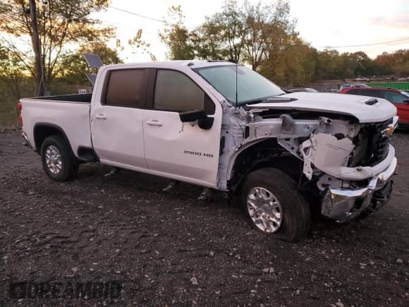 2025 Chevrolet Silverado 2500HD LT z VIN 2GC4KNEY8S1140523, wystawiony jako Copart lot #86786685 z przebiegiem 310 mil mil oraz Szkoda całkowita • Salvage title. Historia ofert i sprzedaży dostępna na DreamBid. Obrazek 4.