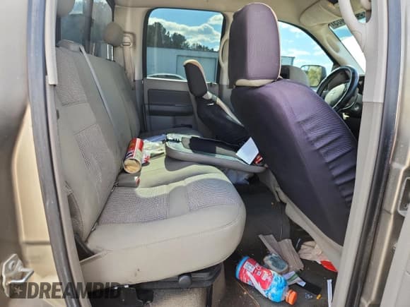 ✅ 2008 Dodge 2500 ST • VIN: 3D7KR28D18G214770 • Лот: 90572465. Опубликован ранее на Copart с пробегом 195 071 миль. Бесплатный доступ к архиву аукционных продаж из США и подробный отчёт об истории автомобиля на DreamBid. Изображение 10.