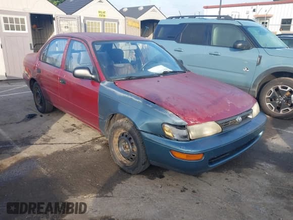 ✅ 1994 Toyota Corolla • VIN: JT2AE04B9R0061094 • Lot: 42513810. Wystawiony na IAAI z przebiegiem 135 545 mil. Bezpłatny archiwum sprzedaży aukcyjnych z USA i szczegółowy raport historii pojazdu na DreamBid. Zdjęcie 1.