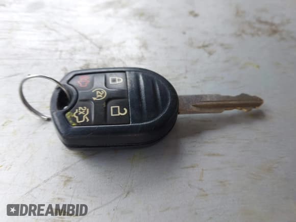 ✅ 2015 Ford Explorer XLT • VIN: 1FM5K8D88FGC61564 • Lot: 41649282. Wystawiony na IAAI z przebiegiem 111 804 mil. Bezpłatny archiwum sprzedaży aukcyjnych z USA i szczegółowy raport historii pojazdu na DreamBid. Zdjęcie 11.