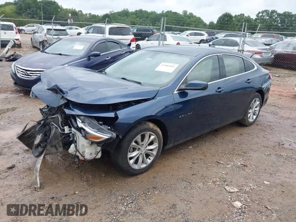 2020 Chevrolet Malibu LT with VIN 1G1ZD5ST2LF013004, listed as a IAAI auction lot 42984101 with 111,911 mi miles and . Bid and sale history available at DreamBid. Image 2.