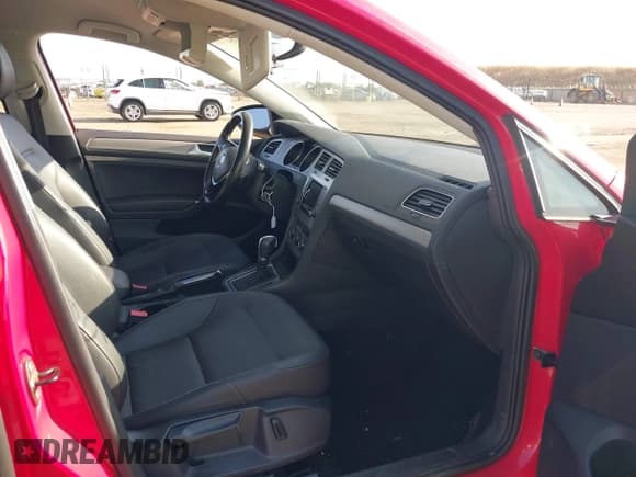 ✅ 2015 Volkswagen Golf TSI S • VIN: 3VW217AU8FM018829 • Лот: 42292740. Опубликован ранее на IAAI с пробегом 134 751 миль. Бесплатный доступ к архиву аукционных продаж из США и подробный отчёт об истории автомобиля на DreamBid. Изображение 5.