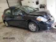 ✅ 2010 Nissan Versa S • VIN: 3N1BC1CPXAL460885 • Lot: 84963105. Wystawiony na Copart z przebiegiem 127 517 mil. Bezpłatny archiwum sprzedaży aukcyjnych z USA i szczegółowy raport historii pojazdu na DreamBid. Zdjęcie 4.
