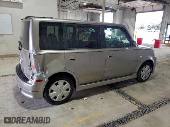 ✅ 2006 Scion xB • VIN: JTLKT334764058578 • Лот: 94329795. Опубликован ранее на Copart с пробегом 253 516 миль. Бесплатный доступ к архиву аукционных продаж из США и подробный отчёт об истории автомобиля на DreamBid. Изображение 3.