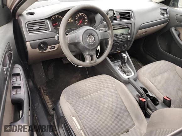 ✅ 2013 Volkswagen Jetta • VIN: 3VW2K7AJ2DM217987 • Lot: 93467715. Listed on Copart with 267,158 mi. Free auction sales archive from the USA and detailed vehicle history report at DreamBid. Image 8.