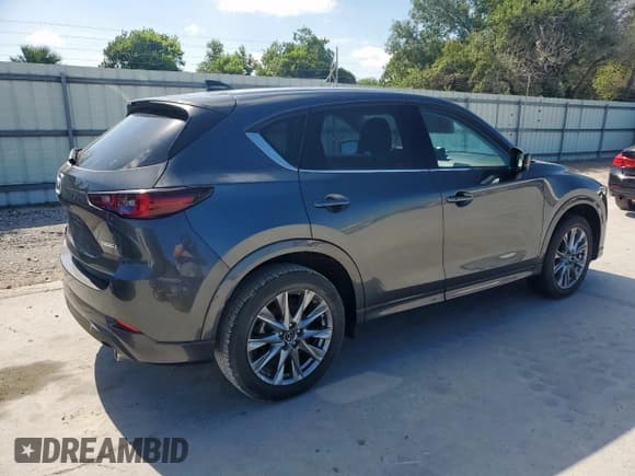 ✅ 2024 Mazda CX-5 S Premium Plus • VIN: JM3KFBEL4R0468629 • Лот: 69186085. Опубликован ранее на Copart с пробегом 811 миль. Бесплатный доступ к архиву аукционных продаж из США и подробный отчёт об истории автомобиля на DreamBid. Изображение 3.