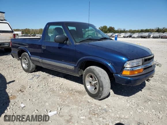 ✅ 2000 Chevrolet S-10 LS • VIN: 1GCCS1454YK219224 • Лот: 76479984. Опубликован ранее на Copart с пробегом 74 109 миль. Бесплатный доступ к архиву аукционных продаж из США и подробный отчёт об истории автомобиля на DreamBid. Изображение 4.