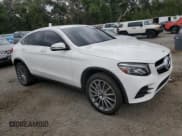 ✅ 2019 Mercedes-Benz GLC 300 • VIN: WDC0J4KB2KF542603 • Лот: 90025845. Опубликован ранее на Copart с пробегом 86 347 миль. Бесплатный доступ к архиву аукционных продаж из США и подробный отчёт об истории автомобиля на DreamBid. Изображение 4.