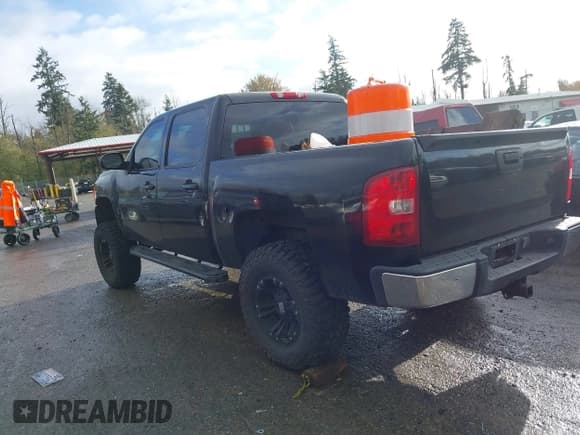 ✅ 2008 Chevrolet Silverado 1500 LTZ • VIN: 2GCEK13Y481168215 • Lot: 43609430. Listed on IAAI with 166,880 mi. Free auction sales archive from the USA and detailed vehicle history report at DreamBid. Image 3.