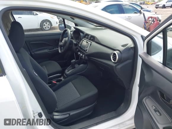 ✅ 2024 Nissan Versa S • VIN: 3N1CN8DV9RL923034 • Lot: 43296126. Listed on IAAI with 11,113 mi. Free auction sales archive from the USA and detailed vehicle history report at DreamBid. Image 5.