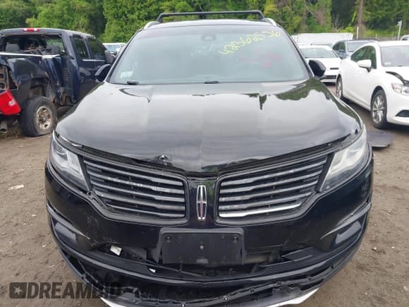 ✅ 2018 Lincoln MKC Reserve • VIN: 5LMTJ3DH3JUL03658 • Lot: 42362556. Wystawiony na IAAI z przebiegiem 183 172 mil. Bezpłatny archiwum sprzedaży aukcyjnych z USA i szczegółowy raport historii pojazdu na DreamBid. Zdjęcie 12.