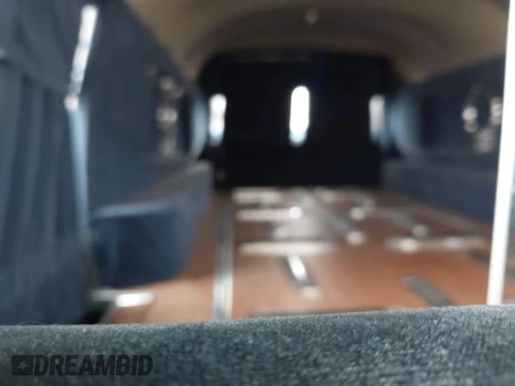 ✅ 1989 Cadillac Brougham • VIN: 1G6DW51Y6KR730868 • Лот: 42315431. Опубликован ранее на IAAI с пробегом 90 027 миль. Бесплатный доступ к архиву аукционных продаж из США и подробный отчёт об истории автомобиля на DreamBid. Изображение 8.