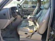 ✅ 2005 Chevrolet Suburban LT • VIN: 1GNFK16Z05J102150 • Лот: 46574355. Опубликован ранее на Copart с пробегом 268 251 миль. Бесплатный доступ к архиву аукционных продаж из США и подробный отчёт об истории автомобиля на DreamBid. Изображение 7.