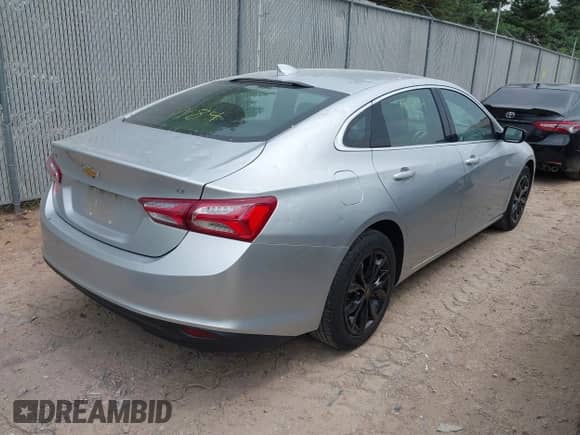 2020 Chevrolet Malibu LT with VIN 1G1ZD5ST5LF046613, listed as a IAAI auction lot 42477184 with 79,750 mi miles and . Bid and sale history available at DreamBid. Image 4.