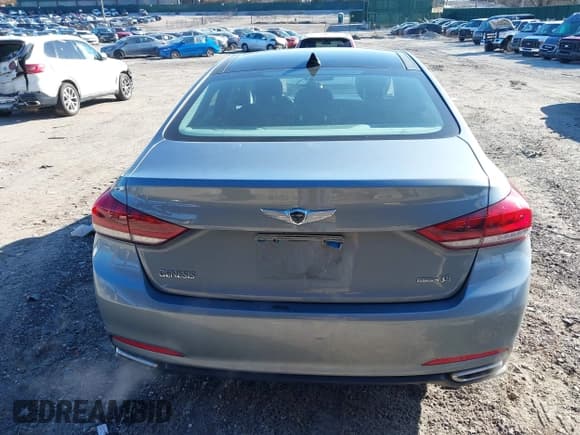 ✅ 2016 Hyundai Genesis 3.8L • VIN: KMHGN4JE3GU137577 • Lot: 41599851. Wystawiony na IAAI z przebiegiem 158 011 mil. Bezpłatny archiwum sprzedaży aukcyjnych z USA i szczegółowy raport historii pojazdu na DreamBid. Zdjęcie 16.