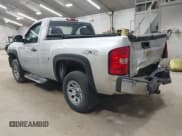 ✅ 2013 Chevrolet Silverado 1500 Work Truck • VIN: 1GCNKPE03DZ299311 • Lot: 42930967. Wystawiony na IAAI z przebiegiem 235 689 mil. Bezpłatny archiwum sprzedaży aukcyjnych z USA i szczegółowy raport historii pojazdu na DreamBid. Zdjęcie 3.