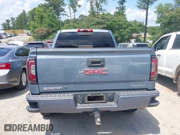 ✅ 2016 GMC Sierra 1500 Denali • VIN: 3GTP1PEC7GG118494 • Lot: 42567049. Listed on IAAI with 163,429 mi. Free auction sales archive from the USA and detailed vehicle history report at DreamBid. Image 16.