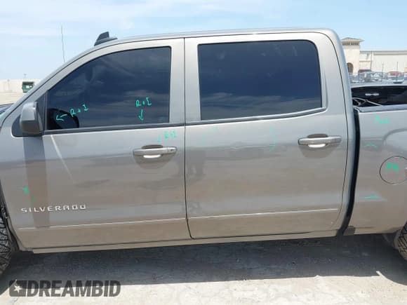 ✅ 2017 Chevrolet Silverado 1500 LT • VIN: 3GCUKREH8HG370540 • Лот: 42763496. Опубликован ранее на IAAI с пробегом 181 382 миль. Бесплатный доступ к архиву аукционных продаж из США и подробный отчёт об истории автомобиля на DreamBid. Изображение 15.