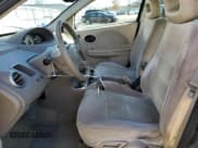 ✅ 2006 Saturn ION • VIN: 1G8AL55B56Z186653 • Lot: 92742755. Wystawiony na Copart z przebiegiem 92 937 mil. Bezpłatny archiwum sprzedaży aukcyjnych z USA i szczegółowy raport historii pojazdu na DreamBid. Zdjęcie 7.