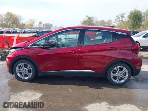 ✅ 2017 Chevrolet Bolt EV LT • VIN: 1G1FW6S02H4178479 • Lot: 40707661. Wystawiony na IAAI z przebiegiem 41 842 mil. Bezpłatny archiwum sprzedaży aukcyjnych z USA i szczegółowy raport historii pojazdu na DreamBid. Zdjęcie 14.