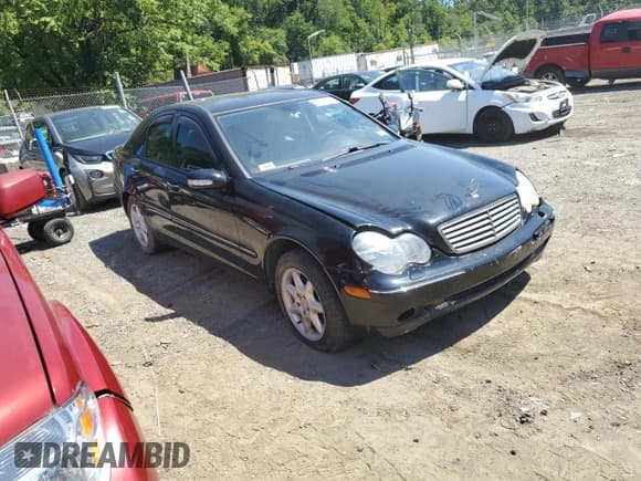 ✅ 2002 Mercedes-Benz C 230/260/280/320 • VIN: WDBRF61J02F203047 • Lot: 69978905. Wystawiony na Copart z przebiegiem Nie podano. Bezpłatny archiwum sprzedaży aukcyjnych z USA i szczegółowy raport historii pojazdu na DreamBid. Zdjęcie 4.