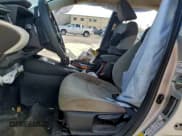 ✅ 2022 Toyota Corolla LE • VIN: 5YFEPMAE1NP331377 • Lot: 93260305. Wystawiony na Copart z przebiegiem 88 285 mil. Bezpłatny archiwum sprzedaży aukcyjnych z USA i szczegółowy raport historii pojazdu na DreamBid. Zdjęcie 7.