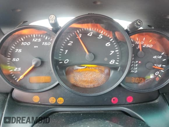 ✅ 2001 Porsche Boxster • VIN: WP0CA29891U621066 • Lot: 72034185. Wystawiony na Copart z przebiegiem Nie podano. Bezpłatny archiwum sprzedaży aukcyjnych z USA i szczegółowy raport historii pojazdu na DreamBid. Zdjęcie 9.