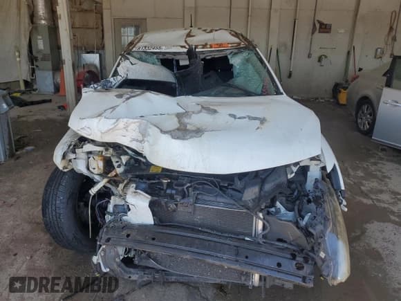 ✅ 2015 Nissan Rogue S • VIN: KNMAT2MT8FP573580 • Lot: 81332455. Wystawiony na Copart z przebiegiem 201 486 mil. Bezpłatny archiwum sprzedaży aukcyjnych z USA i szczegółowy raport historii pojazdu na DreamBid. Zdjęcie 5.